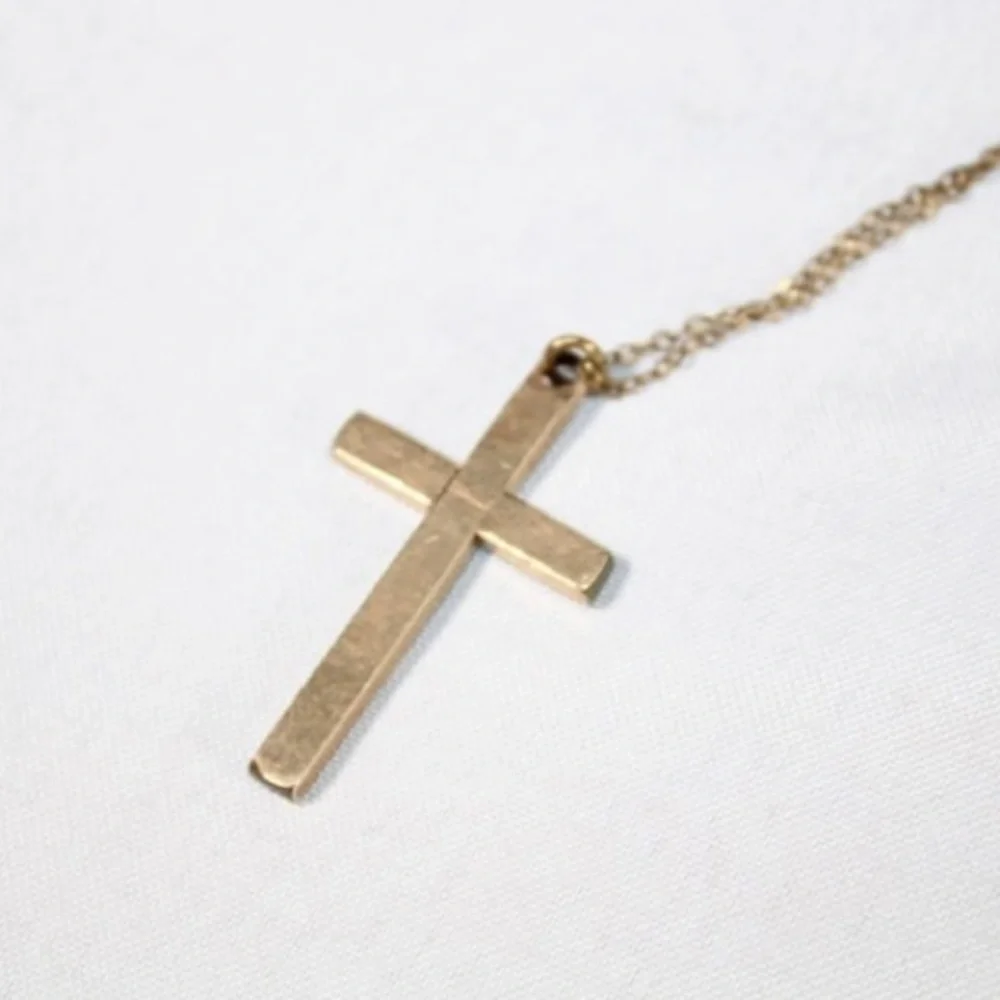 12kt‎ Gold Filled Etched Cross w/12kt GF Chain